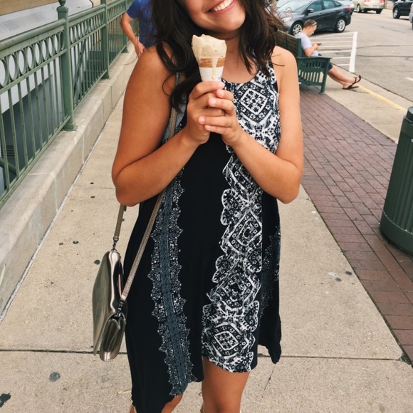 O’NEILL patterned flowy dress :) - Picture 7 of 7